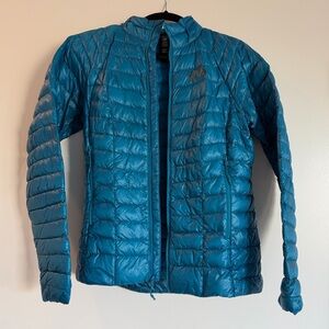 Mountain Hardwear Women's Blue Puffer Down Jacket